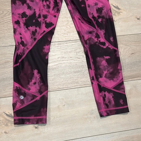 Lululemon Pace Revival Crop Pink and Black Patterned Leggings - Picture 8 of 16